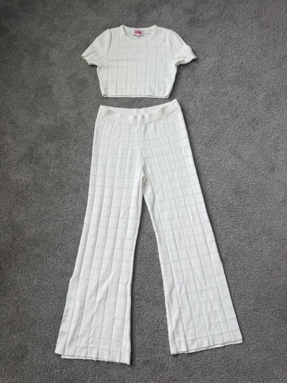 Solid & Striped White Knit Crop Top & Flare Pants 2-Piece Set size M